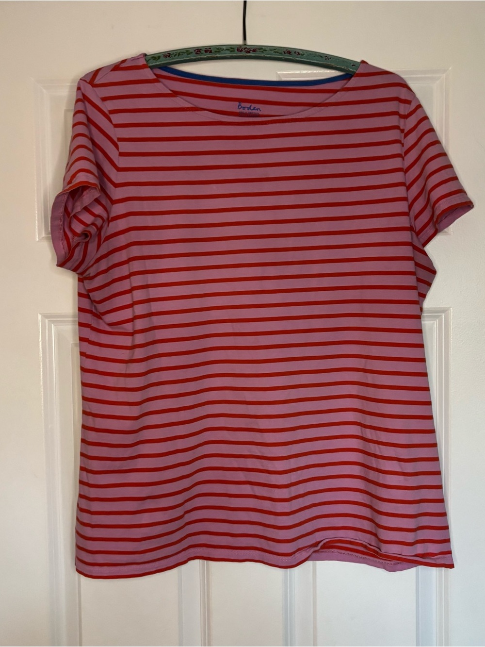 Boden Tee Pink and Red Stripes 100% Cotton UK 18 US 14 L/XL Short Sleeve Preppy